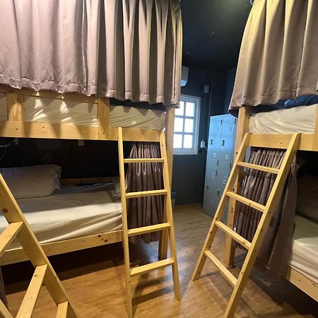 Mu-In Hotel Kaohsiung Bagian luar foto