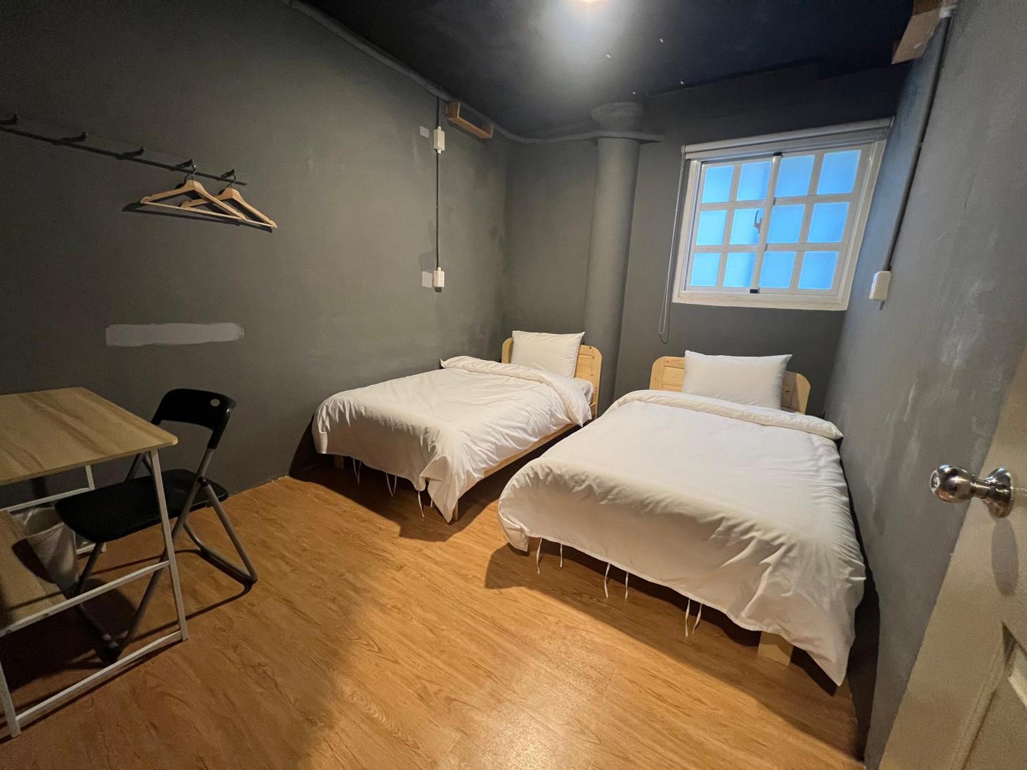 Mu-In Hotel Kaohsiung Bagian luar foto